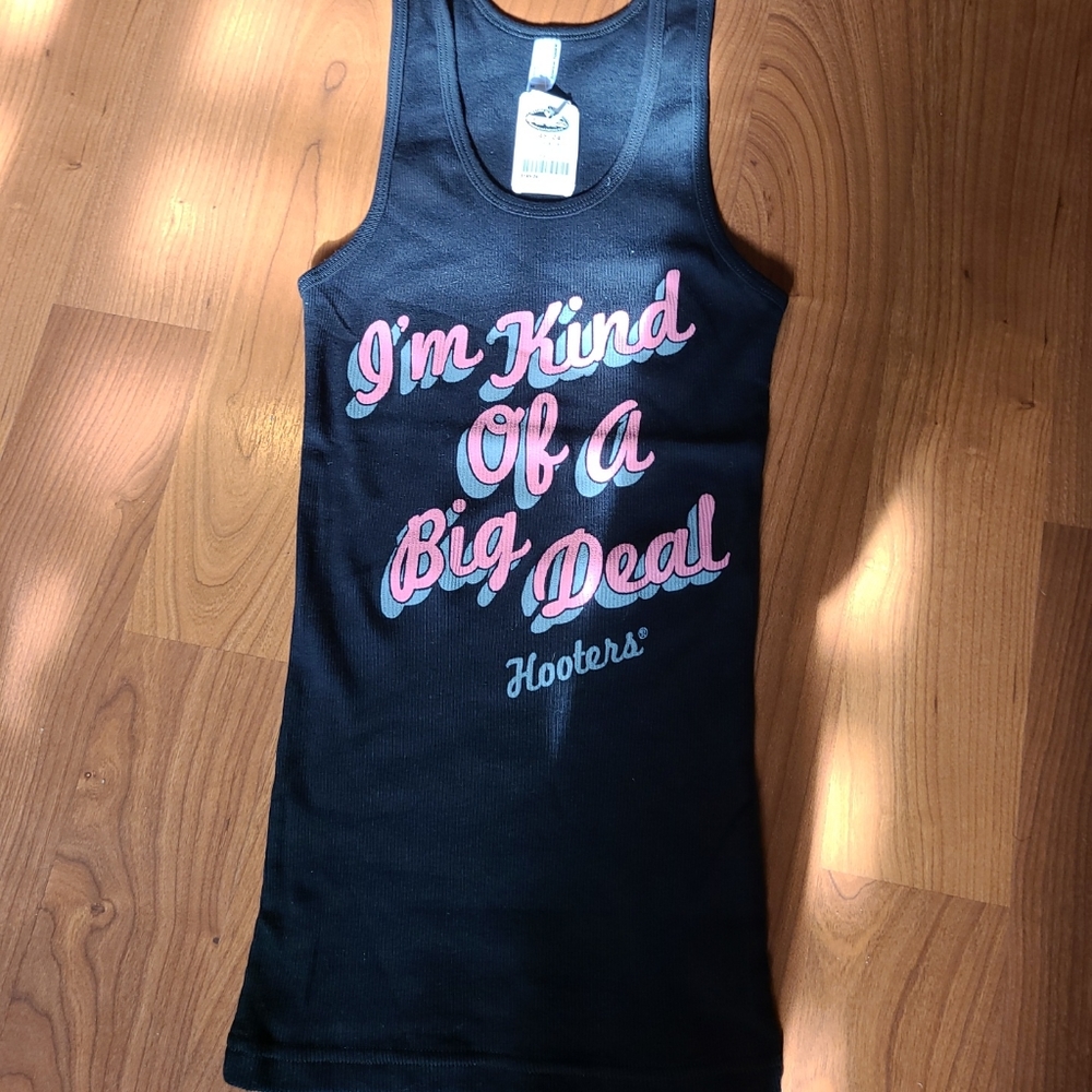 NWT Hooters black ribbed tank top - Picture 8 of 15